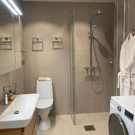 Luxury Seafront With Balcony *