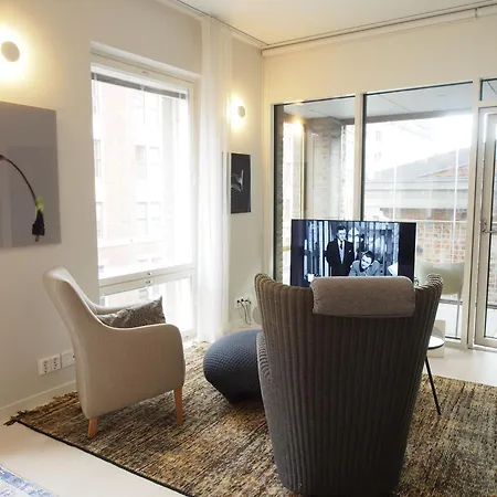 Luxury Seafront With Balcony *