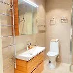 Luxury Seafront With Balcony Apartamento