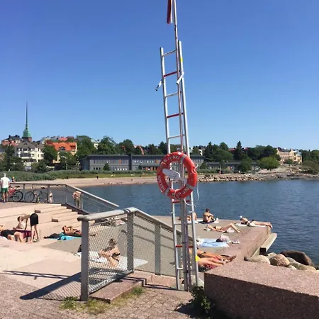 Luxury Seafront With Balcony